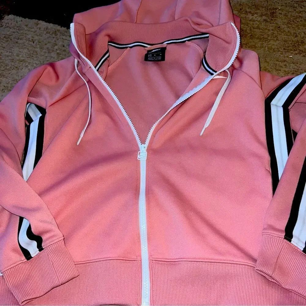 Nike sweatshirt size M